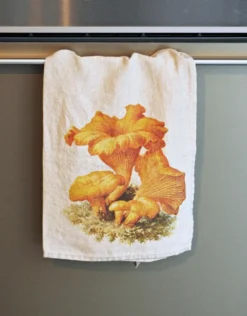 Oldenhof Mushrooms Handdoek 42 X 60 Cm Linnen 2 Stuks -Beroemde Keukenseries Winkel chantrelle autumn linen kitchen towel by linoroom