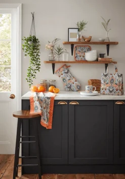 Ulster Weavers Cotswold Kleine Ovenwant Katoen Oranje 2 Stuks -Beroemde Keukenseries Winkel cotsworld main klein 5