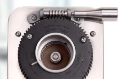 ECM S-Manuale 64 Bonenmolen Rvs Glans -Beroemde Keukenseries Winkel feature ecm s manuale 64 mahlgrad