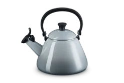 Le Creuset Kone Fluitketel 1,6 Liter Staal Mist Grey