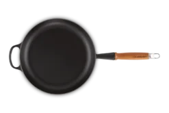 Le Creuset Koekenpan Rond Met Open Greep ø 28 Cm Gietijzer Mat Zwart -Beroemde Keukenseries Winkel lc 20210721 hl ps fs 20258280000422 004 1