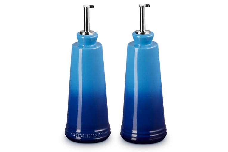 Le Creuset olie- en azijnset 300 ml aardewerk Azure Le Creuset Olie- En Azijnset 300 Ml Aardewerk Azure -Beroemde Keukenseries Winkel lc 20221117 zs ps fs 80842302200003 001