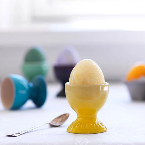 Le Creuset eierdop 5,8 cm aardewerk soleil Le Creuset Eierdop 5,8 Cm Aardewerk Soleil -Beroemde Keukenseries Winkel lecreuset eierdop2