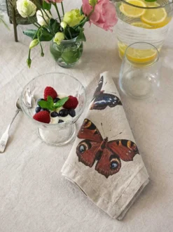 Oldenhof Flying Butterflies Servet 45 X 45 Cm Linnen 6 Stuks -Beroemde Keukenseries Winkel linoroom napkins butterflies vertical lr 6